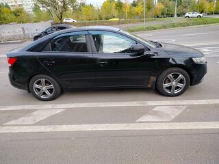 2011 Kia Cerato 6-speed II, чёрный, 570000 рублей, вид 2