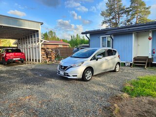 2020 Nissan Note II Рестайлинг, серебристый, 949000 рублей, вид 2