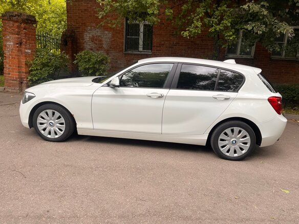 2013 BMW 1 серии 116i II (F20/F21), белый, 1100000 рублей - вид 3