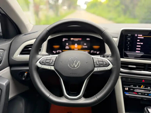 2023 Volkswagen T-Roc I (China Market) Рестайлинг, белый, 1750001 рублей - вид 16