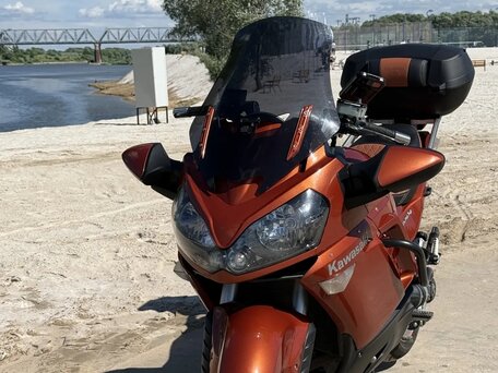2007 Kawasaki GTR 1400 (Concours 14), оранжевый, 750000 рублей, вид 2
