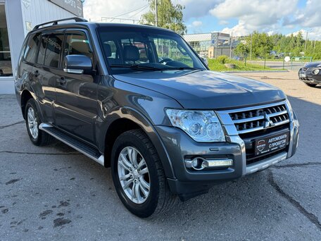 2014 Mitsubishi Pajero IV Рестайлинг 1, серый, 2250000 рублей, вид 2
