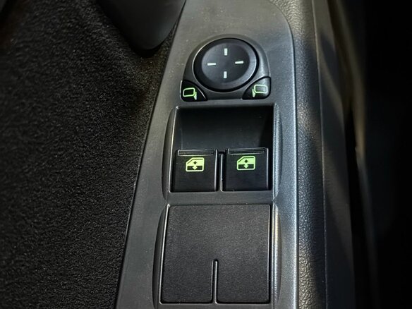2015 Lada (ВАЗ) Priora I Рестайлинг, серый, 540000 рублей - вид 15