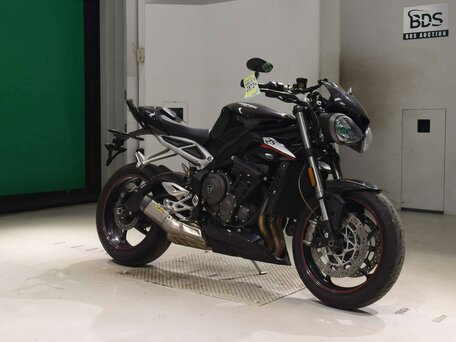2018 Triumph Street Triple, чёрный, 749000 рублей, вид 3