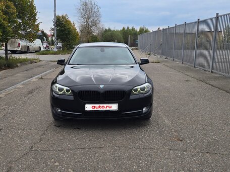 2011 BMW 5 серии 528i xDrive VI (F10/F11/F07), чёрный, 1370000 рублей, вид 3