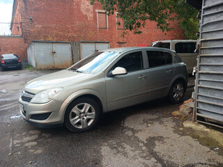 2011 Opel Astra H Рестайлинг, бежевый, 420000 рублей, вид 1