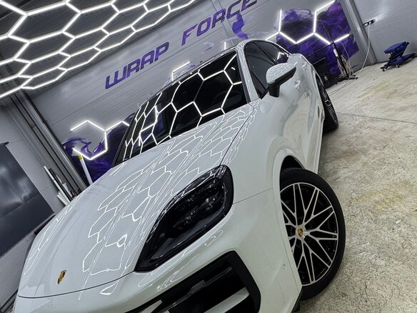 2024 Porsche Cayenne Coupé III Рестайлинг, белый, 14300000 рублей - вид 8