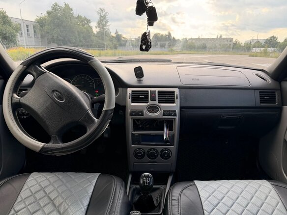 2010 Lada (ВАЗ) Priora I, чёрный, 330000 рублей - вид 11