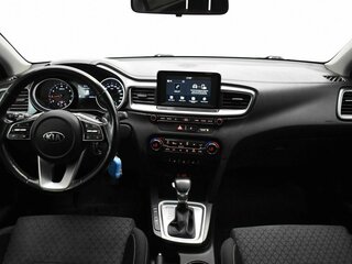 2019 Kia Ceed III, белый, 1370000 рублей, вид 5