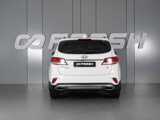 2016 Hyundai Santa Fe Grand III Рестайлинг, белый, 2589000 рублей, вид 4