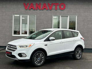 2017 Ford Kuga II Рестайлинг, белый, 1870000 рублей, вид 1