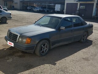 1991 Mercedes-Benz W124 300, серый, 500000 рублей, вид 1