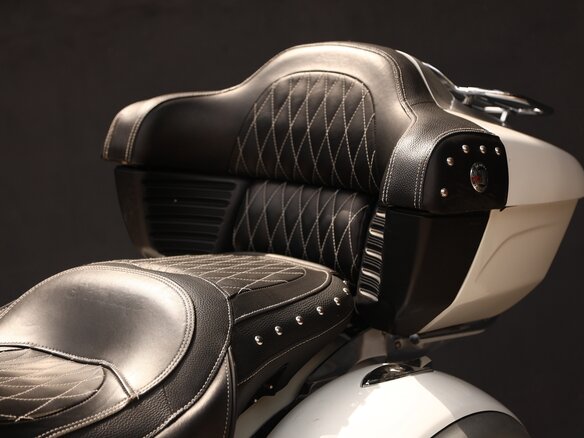 2019 Indian Roadmaster, белый, 1550000 рублей - вид 5
