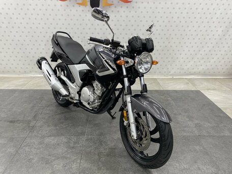 2011 Yamaha YBR250, чёрный, 279000 рублей, вид 3