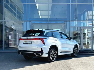 2024 Changan CS75 Plus III, белый, 2600000 рублей, вид 4