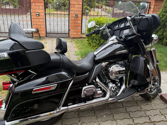2016 Harley-Davidson Electra Glide, чёрный, 1443382 рублей - вид 8