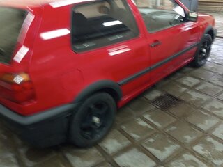 1992 Volkswagen Golf III, красный, 430000 рублей, вид 2