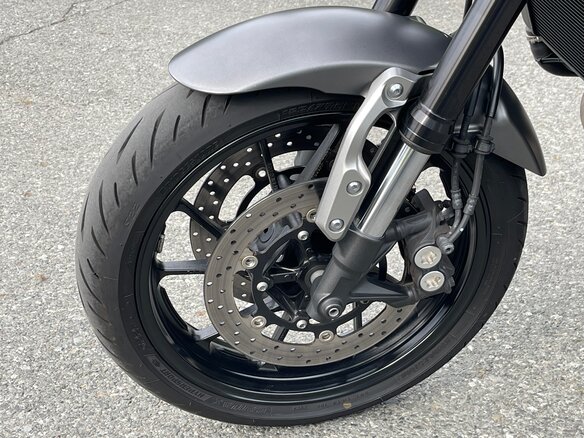 2020 Yamaha XSR900, серый, 855000 рублей - вид 14