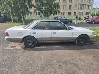 1990 Toyota Chaser IV (X80), белый, 420000 рублей, вид 5
