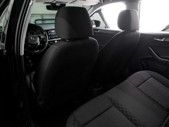2021 Skoda Rapid II, чёрный, 1696000 рублей - вид 10