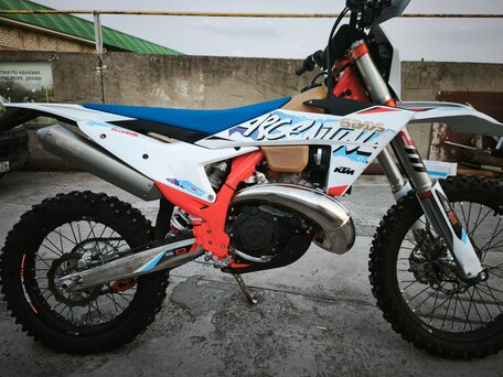 2024 KTM 300 EXC, белый, 1050000 рублей, вид 3