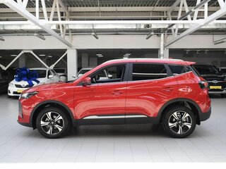 2025 Chery Tiggo 4 I Рестайлинг 2, красный, 1860000 рублей, вид 4