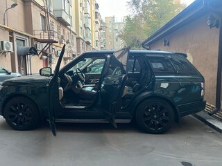 2020 Land Rover Range Rover IV Рестайлинг, зелёный, 8499999 рублей, вид 4