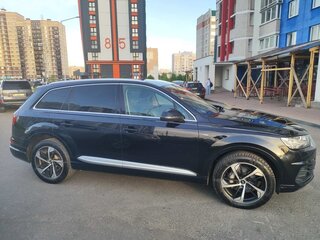 2018 Audi Q7 II (4M), чёрный, 2997205 рублей, вид 4