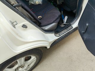 2000 Mazda Familia Y11, белый, 280000 рублей, вид 5