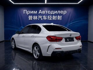 2022 BMW 1 серии 120i III (F52) Рестайлинг, белый, 1950000 рублей, вид 4