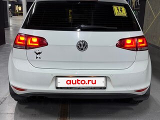 2013 Volkswagen Golf VII, белый, 1185000 рублей, вид 4
