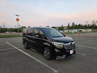 2018 Honda Stepwgn Spada V Рестайлинг, чёрный, 2300000 рублей, вид 3