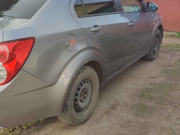 2012 Chevrolet Aveo II, серый, 550000 рублей - вид 1
