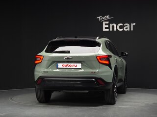 2023 Chevrolet Trax II, зелёный, 1770000 рублей, вид 4