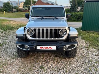 2023 Jeep Wrangler IV (JL) Рестайлинг, серебристый, 7000000 рублей, вид 2