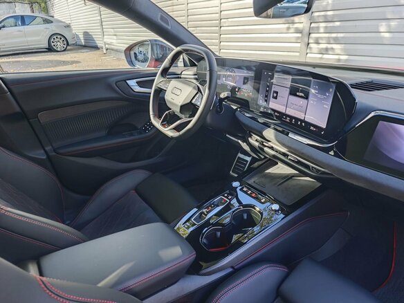 2025 Audi A5 L Sportback III (B10), красный, 5499000 рублей - вид 18