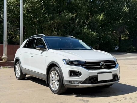 2022 Volkswagen T-Roc I (China Market), белый, 1850000 рублей, вид 3