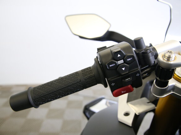 2026 CFMoto 750SR-S, белый - вид 14