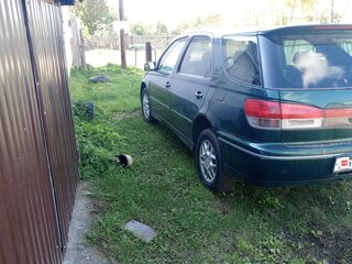 1998 Toyota Vista IV (V40), зелёный, 400000 рублей, вид 2