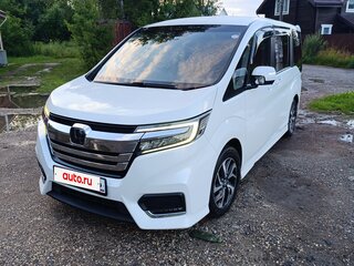 2019 Honda Stepwgn Spada V Рестайлинг, белый, 2349999 рублей, вид 1