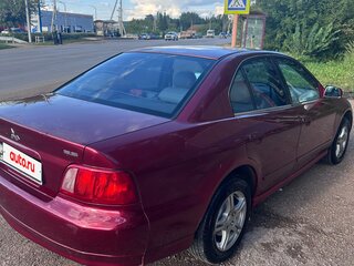 2002 Mitsubishi Galant VIII Рестайлинг, красный, 279000 рублей, вид 3