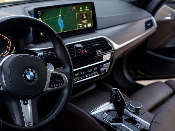 2020 BMW 5 серии 530i xDrive VII (G30/G31/G38) Рестайлинг, серый, 6000000 рублей - вид 13