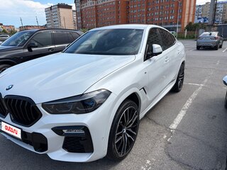 2021 BMW X6 40i III (G06), белый, 7200000 рублей, вид 1