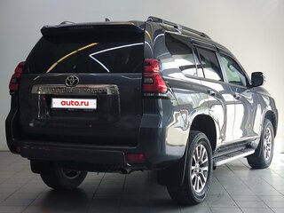 2018 Toyota Land Cruiser Prado 150 Series Рестайлинг 2, серый, 5650000 рублей, вид 5