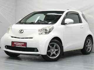 Toyota iQ