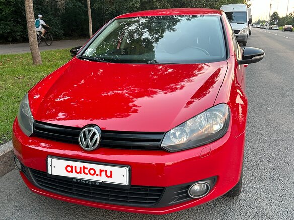 2009 Volkswagen Golf VI, красный, 730000 рублей - вид 5