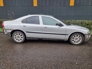 2004 Volvo S60 I, серый, 300000 рублей, вид 3