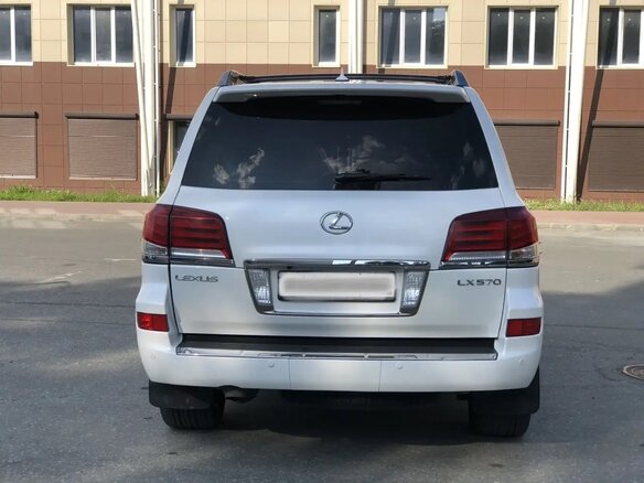 2014 Lexus LX 570 III Рестайлинг, белый, 3700000 рублей - вид 6