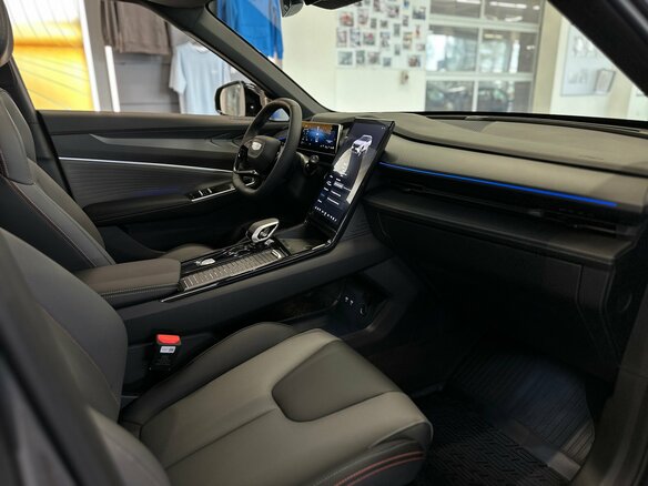 2026 Geely Cityray, серый, 3214990 рублей - вид 23