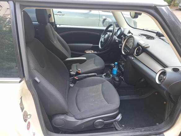 2012 Mini Hatch One II (R56) Рестайлинг, бежевый, 800000 рублей - вид 5